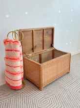 Load image into Gallery viewer, Wicker Storage Trunk