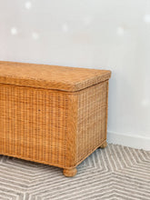 Load image into Gallery viewer, Wicker Storage Trunk