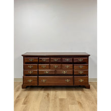 Load image into Gallery viewer, Vintage Dresser American Drew Nine Drawer Lowboy Traditional Brass Hardware