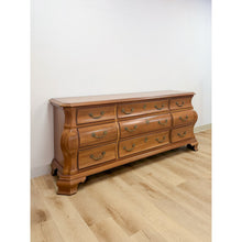 Load image into Gallery viewer, Century Furniture Provincial Curvy 9-Drawer Dresser Vintage Classical Bedroom