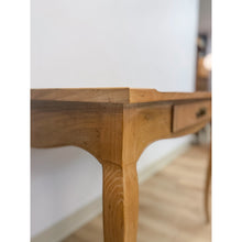 Load image into Gallery viewer, Vintage Desk Henredon Louis XV French Provincial Cabriole Leg Writing Wooden