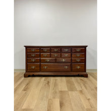 Load image into Gallery viewer, Vintage Dresser American Drew Nine Drawer Lowboy Traditional Brass Hardware