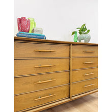 Load image into Gallery viewer, Vintage Davis Furniture MCM Atomic 8 Drawer Dresser With Wood Pulls Clean Lines
