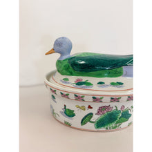 Load image into Gallery viewer, Famille Verte Style Ceramic Duck Figure Lidded Serving Dish