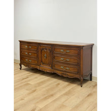 Load image into Gallery viewer, Ornate Thomasville French Provincial 9 Drawer Dresser With Metal Pulls Vintage