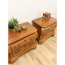 Load image into Gallery viewer, Vintage Century Furniture Provincial Curvy Nightstand Pair Classic Bedroom Table