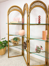 Load image into Gallery viewer, Arched Rattan Room Divider Shelf