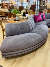 Load image into Gallery viewer, Vintage Serpentine Bernhardt Sofa