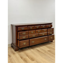 Load image into Gallery viewer, Vintage Dresser American Drew Nine Drawer Lowboy Traditional Brass Hardware