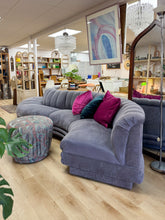 Load image into Gallery viewer, Vintage Serpentine Bernhardt Sofa