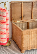 Load image into Gallery viewer, Wicker Storage Trunk