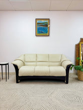 Load image into Gallery viewer, Ekornes Stressless Oslo Loveseat