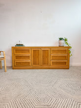 Load image into Gallery viewer, Blonde Thomasville 9 Drawer Dresser