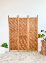 Load image into Gallery viewer, Bamboo Room Divider