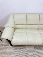 Load image into Gallery viewer, Ekornes Stressless Oslo Loveseat