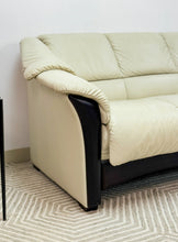 Load image into Gallery viewer, Ekornes Stressless Oslo Loveseat