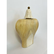Load image into Gallery viewer, Pencil Reed Tessellated Stone Bust Statue Hollywood Regency Coastal MCM