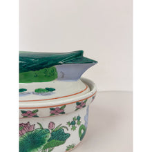 Load image into Gallery viewer, Famille Verte Style Ceramic Duck Figure Lidded Serving Dish
