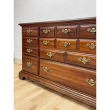 Load image into Gallery viewer, Vintage Dresser American Drew Nine Drawer Lowboy Traditional Brass Hardware