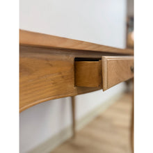 Load image into Gallery viewer, Vintage Desk Henredon Louis XV French Provincial Cabriole Leg Writing Wooden