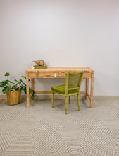 Load image into Gallery viewer, Serena and Lilly Style Desk
