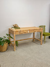 Load image into Gallery viewer, Serena and Lilly Style Desk
