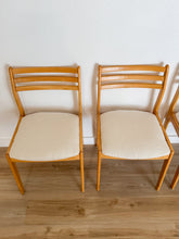 Load image into Gallery viewer, Set of 4 Blonde MCM dining chairs
