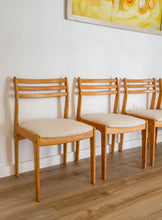 Load image into Gallery viewer, Set of 4 Blonde MCM dining chairs
