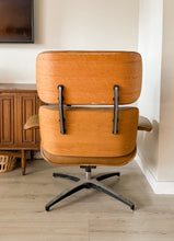 Load image into Gallery viewer, Eames Style Chair
