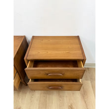 Load image into Gallery viewer, Vintage United MCM Nightstands Collectible Retro Walnut Bedside Tables w Drawers
