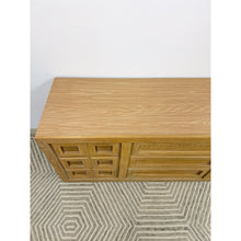Load image into Gallery viewer, Thomasville Blonde Oak 9-Drawer Dresser Vintage Bedroom Storage MCM Dresser
