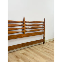 Load image into Gallery viewer, Vintage Heritage Furniture MCM Pointed King Headboard Mid Century Modern Bed
