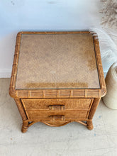 Load image into Gallery viewer, Single wicker scalloped nightstand
