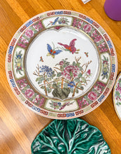 Load image into Gallery viewer, Assorted Decorative Plates
