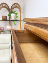 Load image into Gallery viewer, Thomasville 6 Drawer Chest of Drawers
