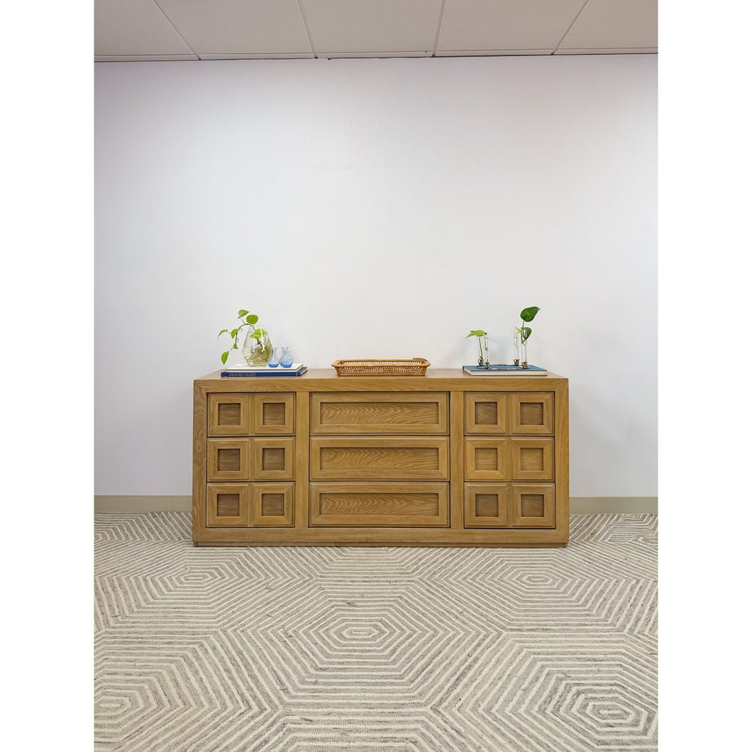 Thomasville Blonde Oak 9-Drawer Dresser Vintage Bedroom Storage MCM Dr –  The Woven Home