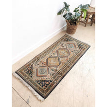 Load image into Gallery viewer, Vintage Wool Rug

